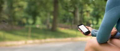 Google Nest Protect palovaroitin (AC-liitettävä)