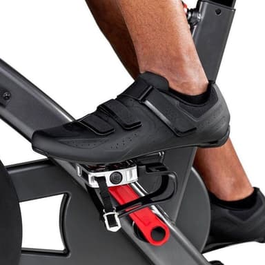 Schwinn IC8 INDOOR BIKE, Spinningpyörät