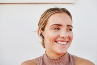 JBL Wave Beam täysin langattomat in-ear kuulokkeet (musta)