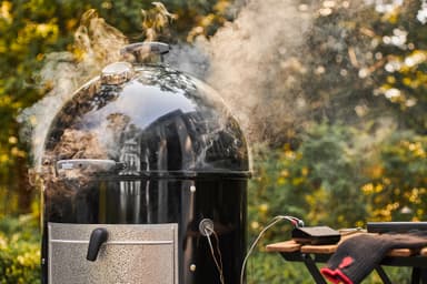Weber Smokey Mountain Cooker savustin (musta)