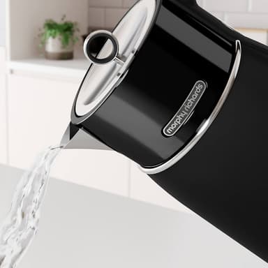 MORPHY RICHARDS Kettle Signature Black