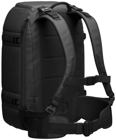 Db Ramverk Pro 32L reppu (musta)