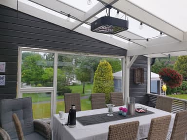 Provida Flexi 2000W terassilämmitin PVMAF2000BLK (musta)