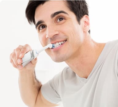 Oral-B Pro 700 sähköhammasharja