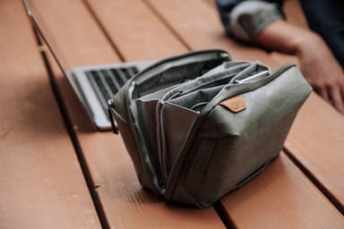 Peak Design Travel Tech Pouch kameralaukku (vihreä)