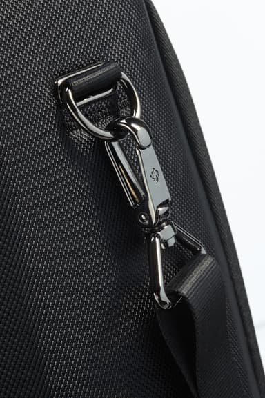 Samsonite Ergo-Biz tietokonelaukku 16-17" (musta)