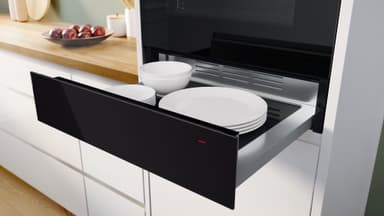 Bosch Serie 8 AccentLine lämpölaatikko BIC9101B1 (Musta)