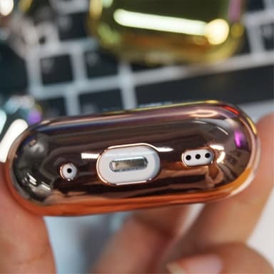 SKALO AirPods Pro 2 Chrome suojakuori - Punainen