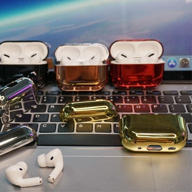 SKALO AirPods Pro 2 Chrome suojakuori - Punainen