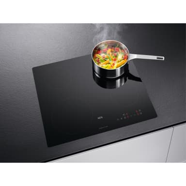 AEG induktiotaso IBS6420 (musta)