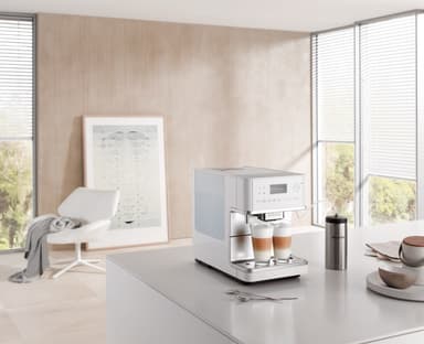 Miele kahvikone CM6350 (valkoinen)