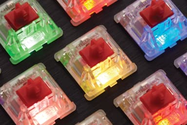 Corsair K70 RGB pelinäppäimistö (musta)