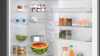 Bosch Jääkaappi-pakastin yhdistelmä KGN49OXBT (Black inox-antifingerprint)