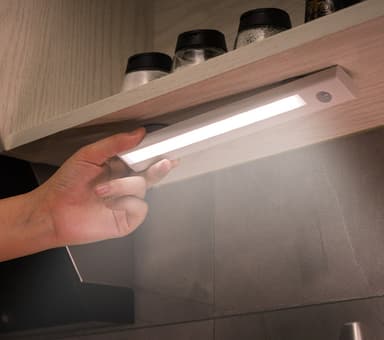 INF LED-valonauha liiketunnistimella 3 kpl Valkoinen