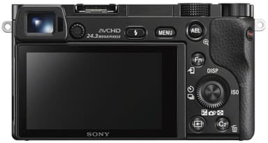 Sony A6000 järjestelmäkamera + 16-50mm PZ (musta)