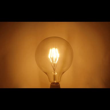 4 x LED-lampun hehkulamppu suuri hehkulanka E27 4W 125 mm lämmin valkoinen