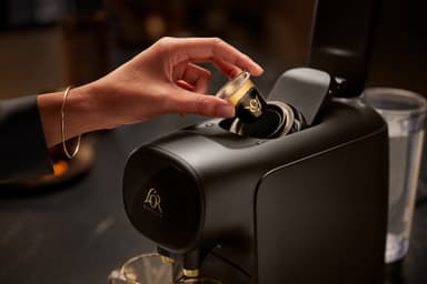 L'OR Barista Sublime kapselikeitin LM9012/60 (musta)