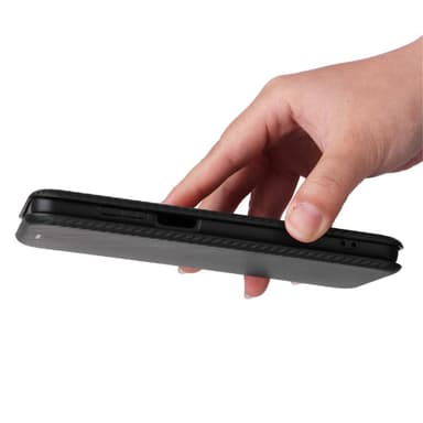 SKALO Motorola Moto G23 4G Carbon Fiber Lompakkokotelo - Musta