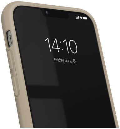 iDeal of Sweden MagSafe Silicone iPhone 12/12 Pro suojakuori (beige)