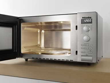 Miele Mikroaaltouuni M 6012 SC (teräs)