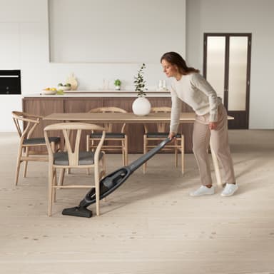 Electrolux 500 johdoton varsi-imuri ES52CB18DG (tummanharmaa)