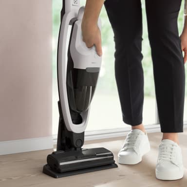 Electrolux 500 johdoton varsi-imuri ES52CB21SH (valkoinen)
