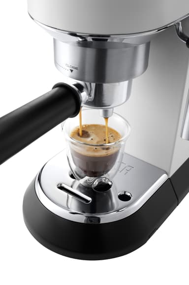 De'Longhi Dedica kahvikone EC685 (valkoinen)