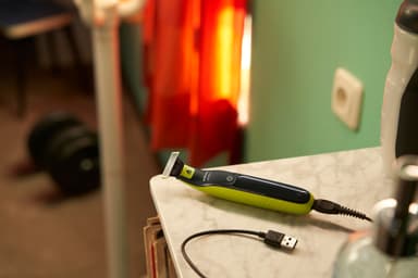 Philips OneBlade kasvo- ja vartalotrimmeri QP2824/20