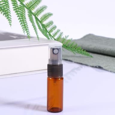 Mini påfyllbar parfym sprayflaska glasflaska 5 ml 2-pack Ruskea