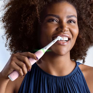 Oral-B iO3 sähköhammasharja 730843 (vaaleanpunainen)