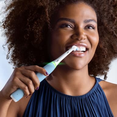 Oral-B iO3 sähköhammasharja 730935 (jäänsininen)