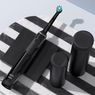Oral-B Pro 3 sähköhammasharja (musta)