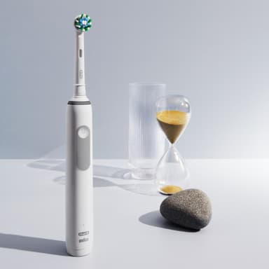 Oral-B Pro 3 sähköhammasharja (valkoinen)