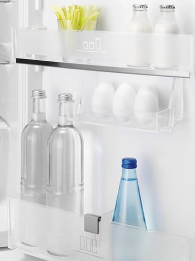 Electrolux jääkaappi ERC3215AOW (177 cm)