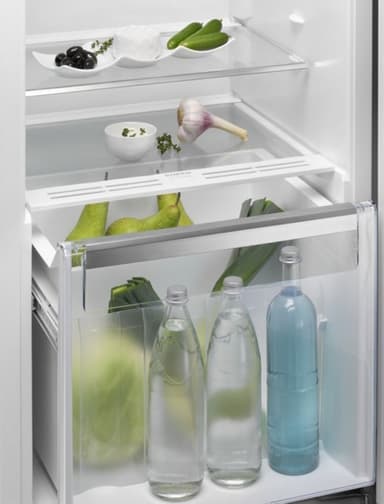 Electrolux jääkaappi ERC3215AOW (177 cm)