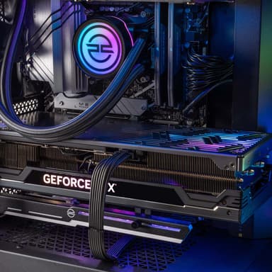 PCSpecialist Ultra 600 i7-13KF/32/2000/4070Ti pelitietokone