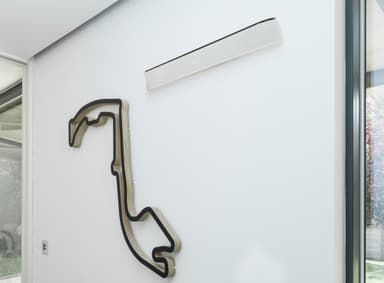 FLEXSON seinäteline SONOS BEAM (valkoinen)