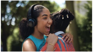 JBL Live 670NC langattomat on-ear kuulokkeet (musta)