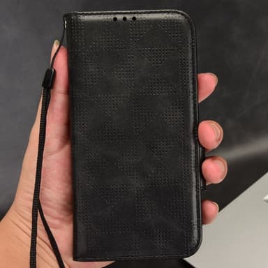 SKALO Motorola Edge 30 Ultra 5G Embossed Triangle Lompakkokotelo - Musta