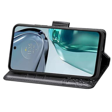 SKALO Motorola Moto G62 5G Mandala Butterfly lompakkokotelo - Musta