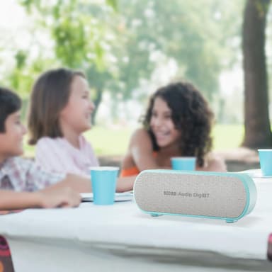 Kannettava Bluetooth-äänen digitoija ja kaiutin, tallenna ja toista 12 W stereoääntä linjatulolla, USB-muistitikku ja TF-korttituki