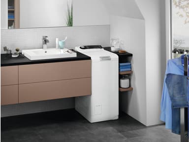 AEG Pyykinpesukone L7TPE721E5
