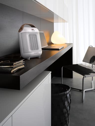 De'Longhi keraaminen lämmitin HFX30C18IW (valkoinen)