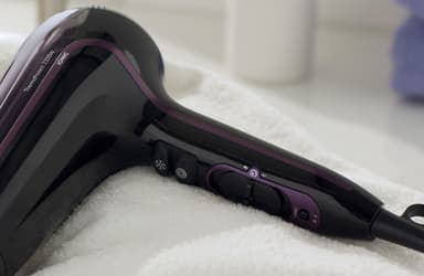 Philips ThermoProtect hiustenkuivaaja HP8230/00