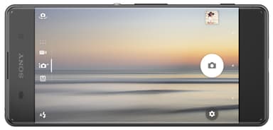 Sony Xperia XA älypuhelin (musta)