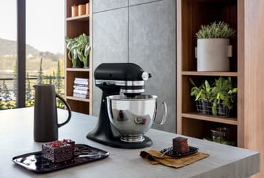 KitchenAid Artisan yleiskone 5KSM125EBM (mattamusta)