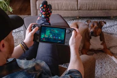 Valve Steam Deck kannettava pelilaite 64 GB
