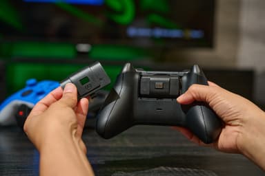 PowerA Duo Xbox latausasema peliohjaimille