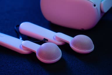 Logitech Chorus pelikuulokkeet Meta Quest 2 laitteelle (valkoinen)