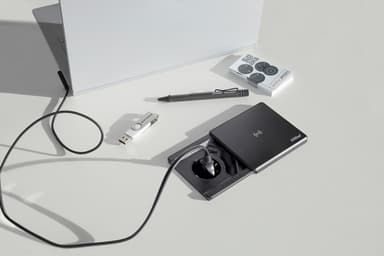 EVOline Square80 QI pistorasia (musta)